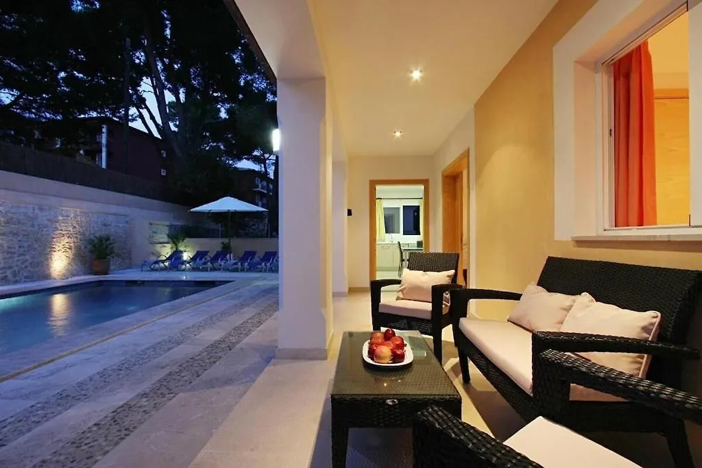 Modern Villa 300M From Crystal Clear Coves By Renthousing Cala San Vicente